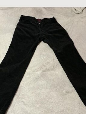 Black Nina Rossi jeans with embellished rhinestone pockets size 16